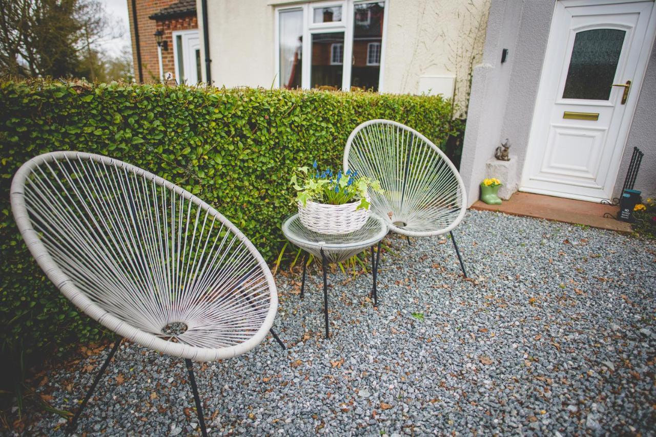 Hectors House Villa Ormesby Saint Michael Exterior photo
